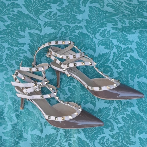 Like New Valentino rockstud mocha heels 8.5/39.5 - Picture 4 of 8